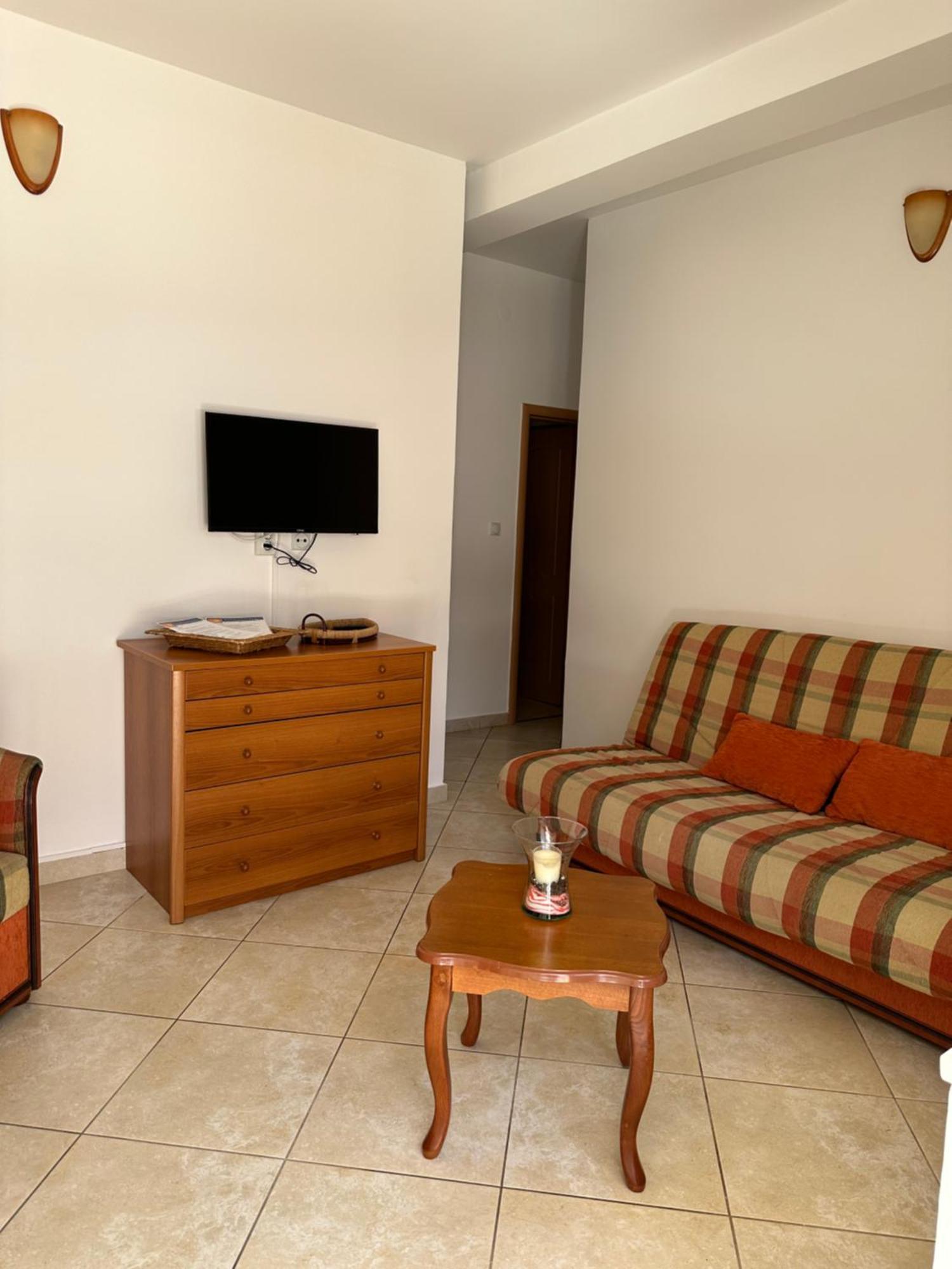 Aleks Appartement Budva
